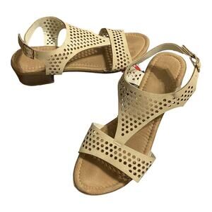Fun Flops Sandals Low Block Heel Taupe Size 9 Ankle Strap